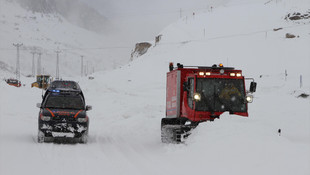 Sağlık ekiplerinin kar tatbikatı gerçeği aratmadı