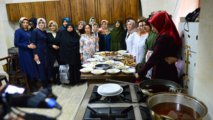 Şanlıurfa'da kadınlar geleneksel lezzetleri öğreniyor