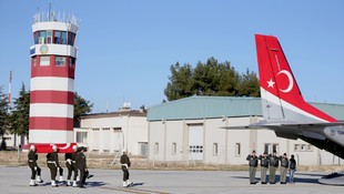 Şehit Uzman Çavuş Gaziantepteki törenin ardından memleketi Afyonkarahisara uğurlandı