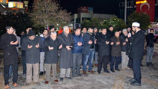 Şehitler için gıyabi cenaze namazı