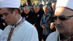 Şehitlerimizi uğurluyoruz