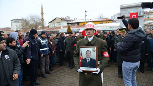 Şehitlerimizi uğurluyoruz