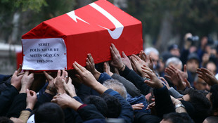 Şehitlerimizi uğurluyoruz