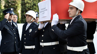 Şehitlerimizi uğurluyoruz