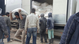 Sınır kamplarına insani yardım