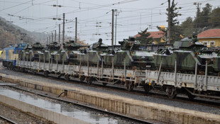 Sınıra askeri sevkiyat