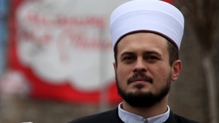 Sırbistan'da Suriye'ye destek mitingi düzenlendi