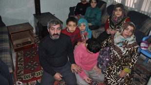 Suriyeli aile, engelli çocuklarıyla hayata tutunmaya çalışıyor