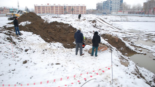 Temel kazısında lahitler bulundu