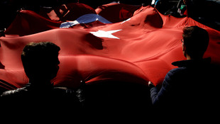 Teröre lanet, şehitlere saygı yürüşü yapıldı