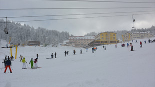 Uludağ'da kar kalınlığı 1 metreyi geçti