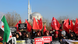 Üniversite öğrencilerinden Halep için ekmek kampanyası