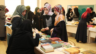 Üniversitelilerden Halep'e destek