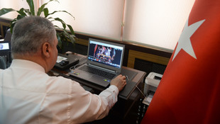 Vali Okur, AA'nın 'Yılın Fotoğrafları' oylamasına katıldı