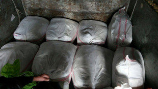 Van'da 1,7 ton gümrük kaçağı çay ele geçirildi