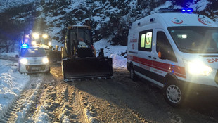 Yaşlı kadının imdadına belediye ekipleri yetişti