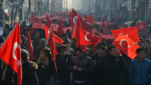 Hakkari Yüksekova teröre karşı yürüdü