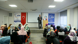 Yurt yöneticilerine yangın ve acil durum eğitimi