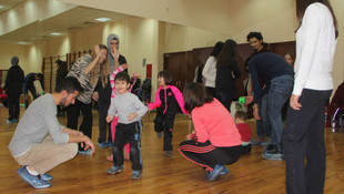 Zihinsel engelli çocuklar sporla sosyalleşiyor