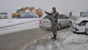 Adıyaman'da zincirleme trafik kazası: 3 yaralı