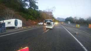 Antalya'da trafik kazası: 16 yaralı