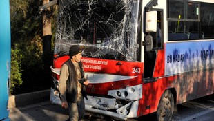 Antalya'da zincirleme trafik kazası: 9 yaralı