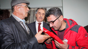 Halisdemir'in babasından Sekin'in ailesine taziye ziyareti