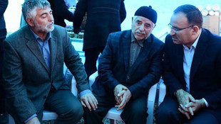 Bakan Bozdağ'dan şehit ailesine taziye ziyareti