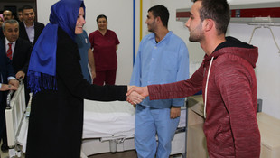 Bakan Kaya, gazileri ziyaret etti