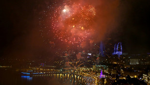 Bakü 2017'ye coşku içinde girdi