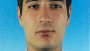 Başını havuzun duvarına çarpan komiser yardımcısı öldü