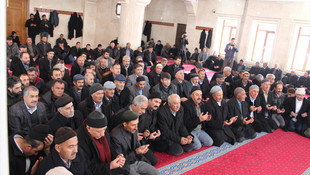 Bitlis'te kan davalı aileler barıştırıldı