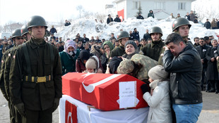 Bitliste şehit 2 askerler için tören düzenlendi