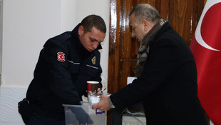 CHP'den polislere çorba ikramı