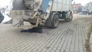 Çöp kamyonunun altında kalan kadın öldü