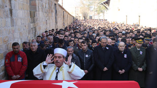 Diyarbakır'daki polise yönelik saldırı