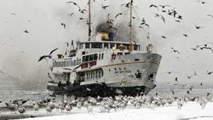 İstanbulda şehir hatları vapur seferleri iptal edildi