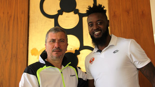 Kaleci Itandje Adanaspor'da