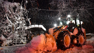 Kar nedeniyle mahsur kalan 93 yaşındaki hasta kurtarıldı