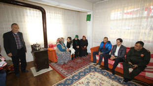 Karaaslan'dan şehit ailelerine ziyaret