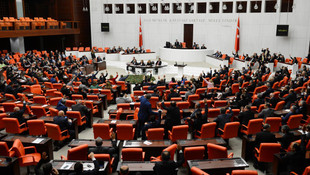 Torba yasa onaylandı! Kara listeden çıkmak artık mümkün