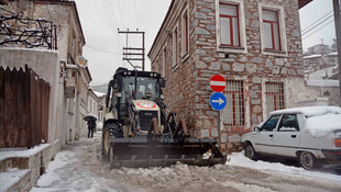 Muğla'da kar yağışı nedeniyle kapanan yollar açıldı