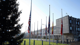 İstanbuldaki terör saldırısı nedeniyle bugün NATOda bayraklar yarıya indiriliyor