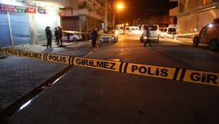 Otomobilinde başından vurulmuş halde bulundu