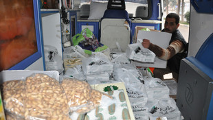 Sınır ötesindeki askerlere baklava ve Antep fıstığı