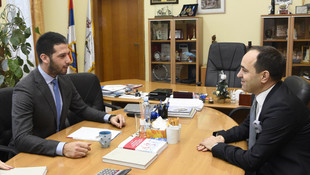 Sırp bakandan Antalya'ya övgü