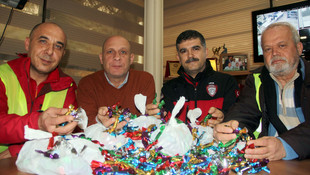 Suriye'deki askerlere mesir macunu ve kuru üzüm gönderildi