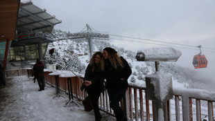 Teleferikle yaylada kar keyfi