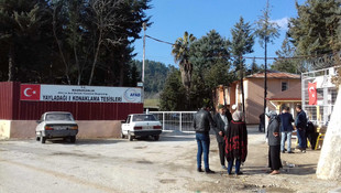 Yayladağı'ndaki çadır kentin sakinleri konteynere taşınacak