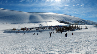 Yedikuyular Kayak Merkezi'nde yoğunluk